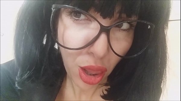 step son don'_t go to school, stay with the mother who wants a massage