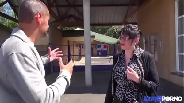 He fucks the mistress of