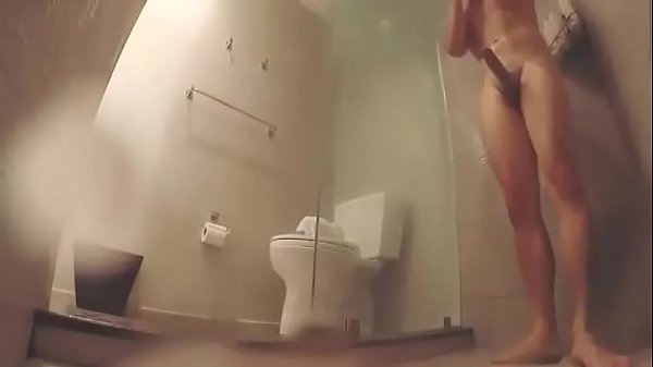 incroyable blonde chaude aux gros seins en lingerie bleue baisée durement à la maison