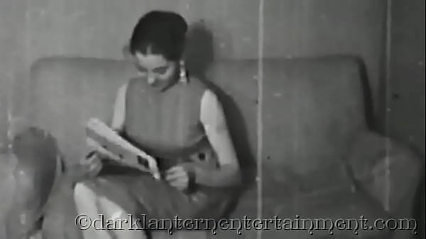 Dark Lantern Entertainment präsentiert „Postkarten von meiner Stiefmutter“