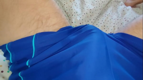 Gaste85, tôi tè trên giường.