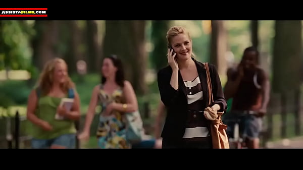 Ho infilato il dito nel culo di Aicnatsidaroma