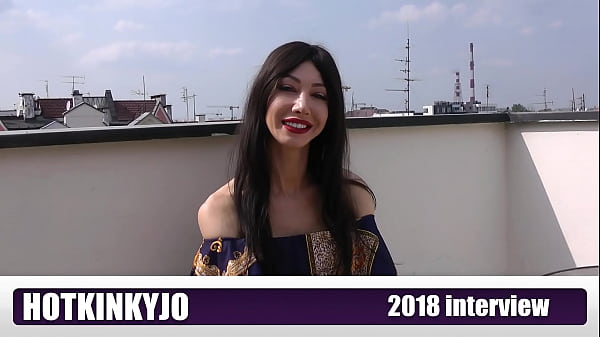 Intervista a HOTKINKYJO (2018 e rimasterizzata nel 2021). Intervista ufficiale con una vera pornostar!
