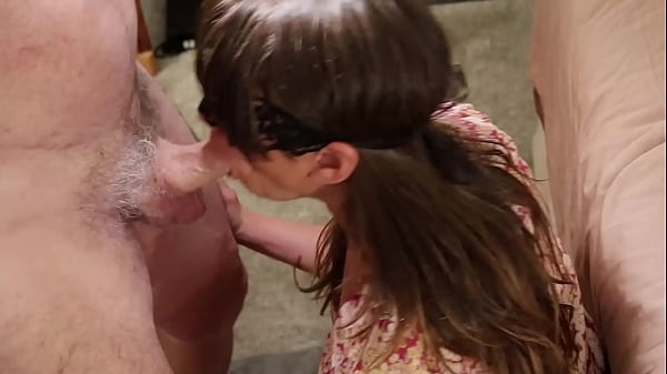 MILF amatoriale fa sesso anale e prima dal culo alla bocca, poi si fa scopare a pecorina con creampie (TMS-20)