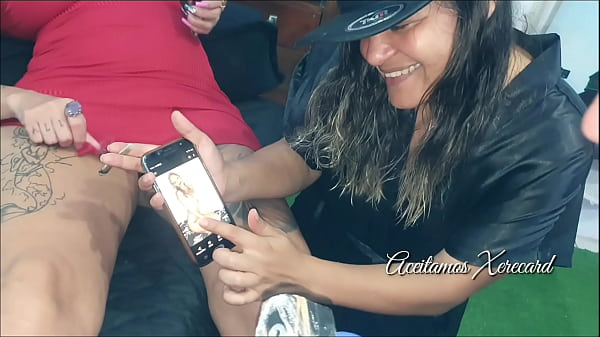 Agora todas as mulheres querem pagar pela tatuagem no Xerecard. Melissa Devassa Paty Bumbum Alem&atilde_o Tatuadora