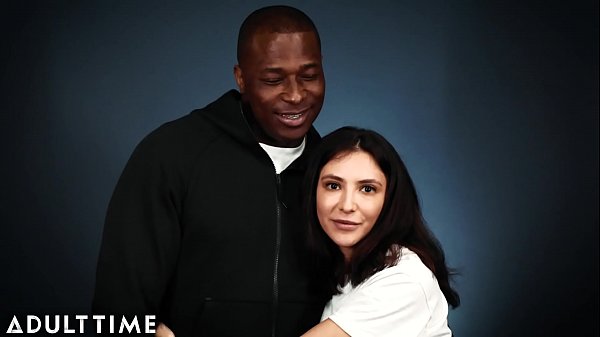 Sexy sexy Teen poses