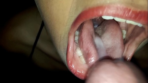 Compilation of cumshots in the mouth and swallowing of milk from Susy's little whore.