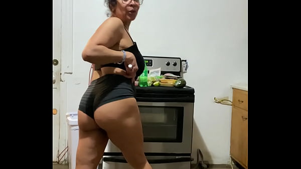 Anna maria mature latina sexy Dominican MILF in black part 3
