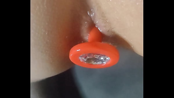 Faccio Giocare Marco su di me con il Plug anale e il dildo nella figa... Fammi godere amore--- By MIa &amp_ Marco Foxcoupleitalia !!!