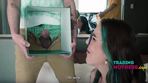 We Wanted To Do Something Nice For step Mother'_s Day - Nikki Zee, Jessica Aaren, David Lee, Juan Loco