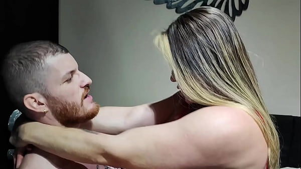 Cleo Cadillac pays the electrician with sex