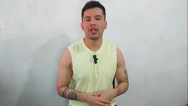 L'insegnante di campo dà segretamente il culo al suo compagno sposato con un cazzo largo e grosso... 23 cm di puro piacere contadino! storia sessuale