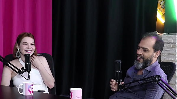 Der seltsame Fetisch eines Klienten bestand darin, ihm den Hintern zu versohlen, und er findet Ballbusting kompliziert und den Vorschlag für den Liberalen ... – Reh Queen &amp_ Kstro (SHEER/RED)