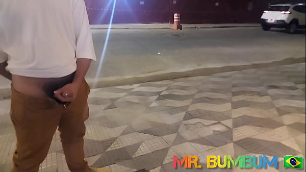 Beautiful Teen performs amateur