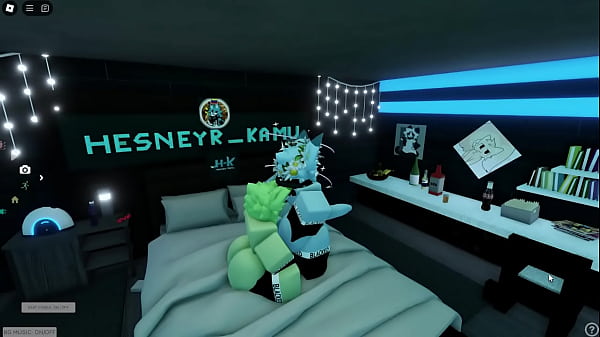 Roblox furry friend sniffing my ass...(SNO / MX RLN)