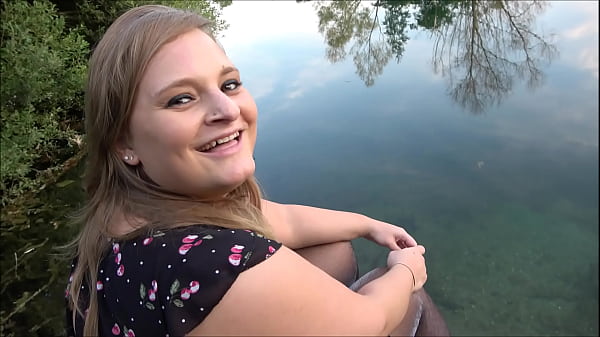 Spontaneous outdoor quickie by the lake! WAS I RECOGNIZED?