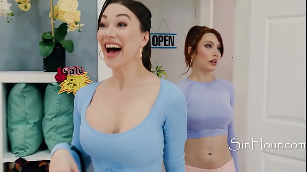 Trans Couple Spitroast Female Mattress Sales Woman Siri Dahl