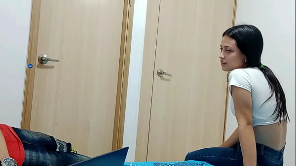 my young 18 year old teen stepsister comes in to ask what I'm doing but I know what she wants is to suck my cock and then fuck her porn in Spanish