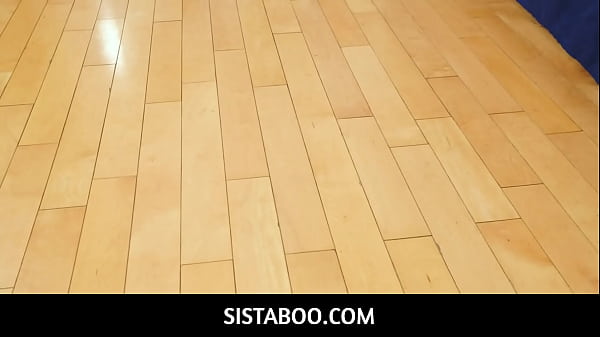 Sweet Teen Girl si diverte da adolescente