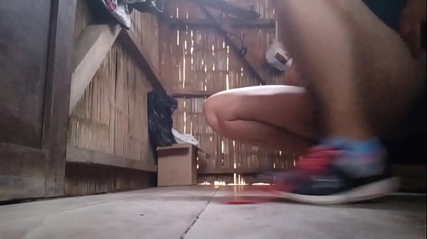 ECCO COSA HO FATTO!! IL GESTO SPECIALE PER SCOPARE UNA SORELLASTRA E PER LEI ESSERE COSÌ FELICE CHE TI CHIAMA AL CELLULARE E TI INVITA A FARE SESSO. VERO PORNO FATTO IN CASA CON LA SORELLASTRA TROIA