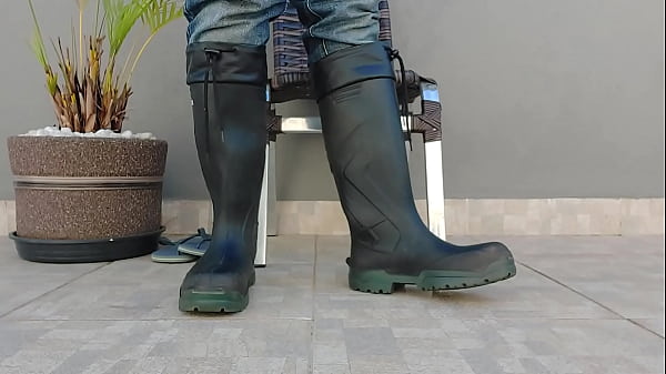 PONERSE LA BOTA DE TRABAJO - ECOBOOTS