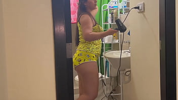 No le vuelvo a creer a mi cuñado, me dijo que me pagaría por tener sexo pero no espero que nadie se entere.