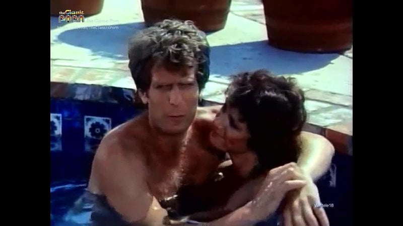 इनसाइड सेका (1980) सेका, सोफिया सोलाना [रेट्रो, क्लासिक, विंटेज, पैरोडी, कामुक, अश्लील, सेक्स, समलैंगिक, मिल्फ़, गुदा, गैंगबैंग]