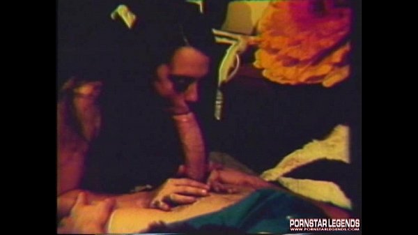 约翰霍姆斯用他的怪物鸡巴操一个荡妇