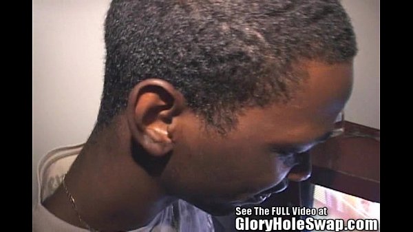 Ebano Glory Hole Bottom Boy che soffia!