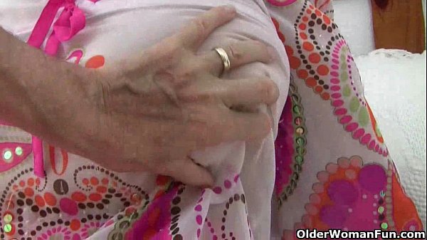 बड़े स्तन वाली इसाबेल संग्रह